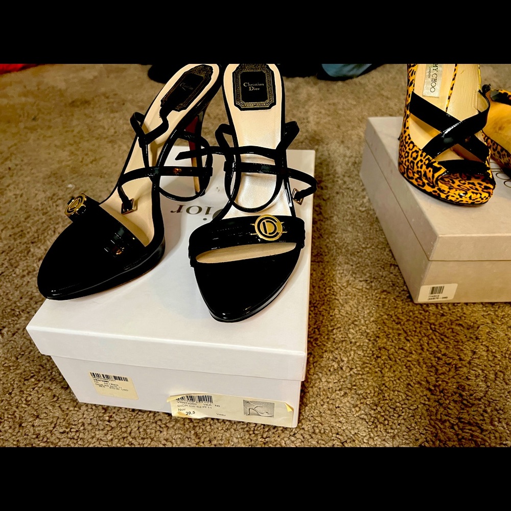 COPY - I’m selling this shoes cause I need some easy